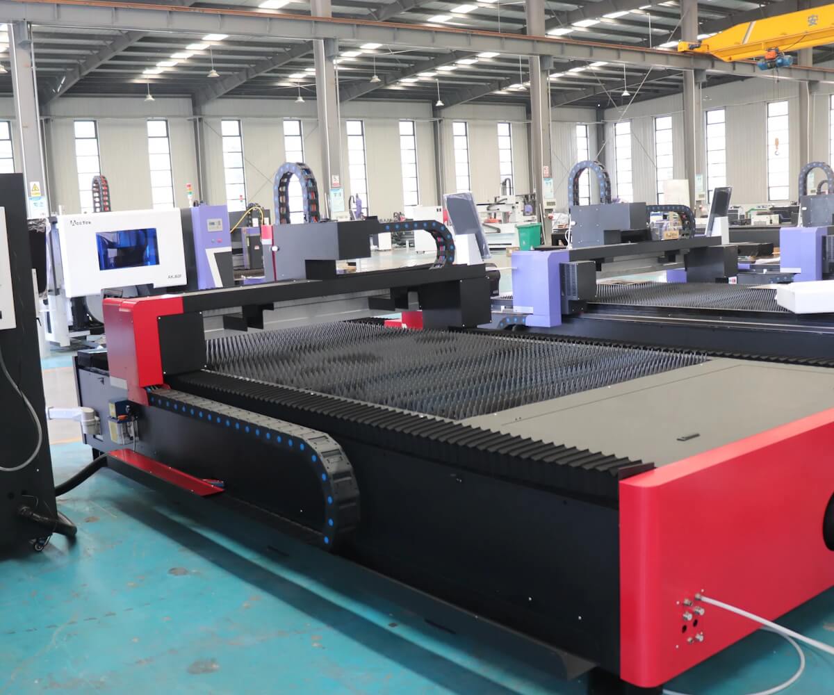 Mastek Metal